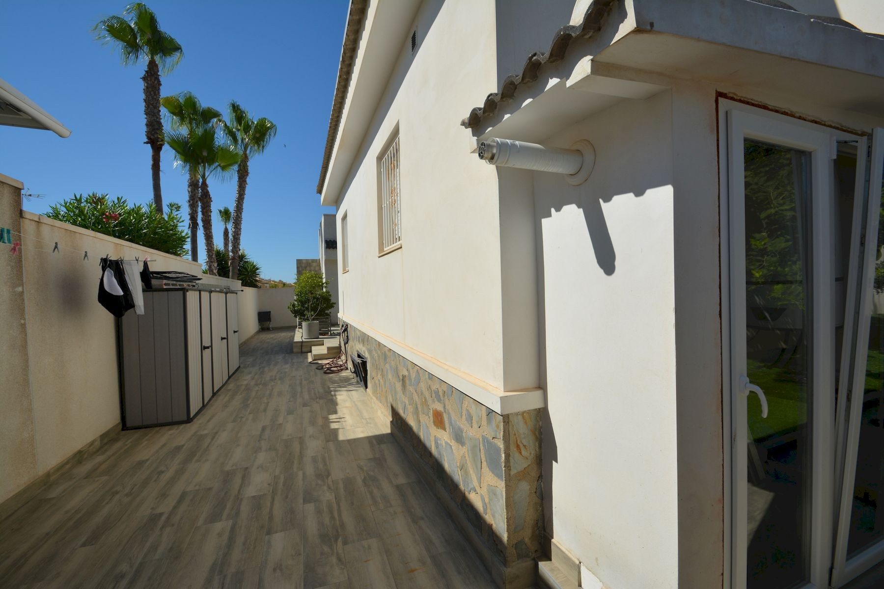 Pool area in villa for sale in Ciudad Quesada