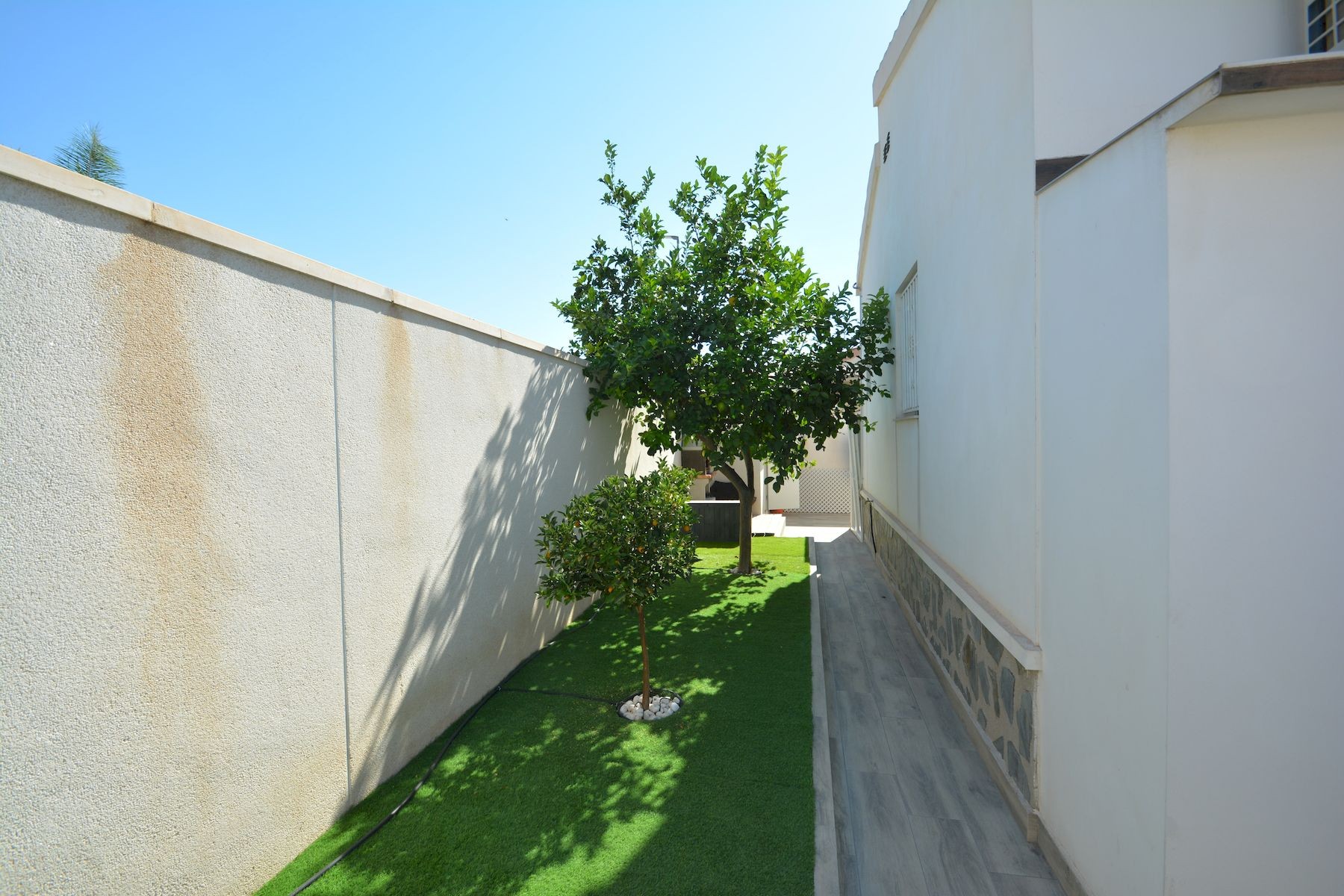Garden in villa for sale in Ciudad Quesada