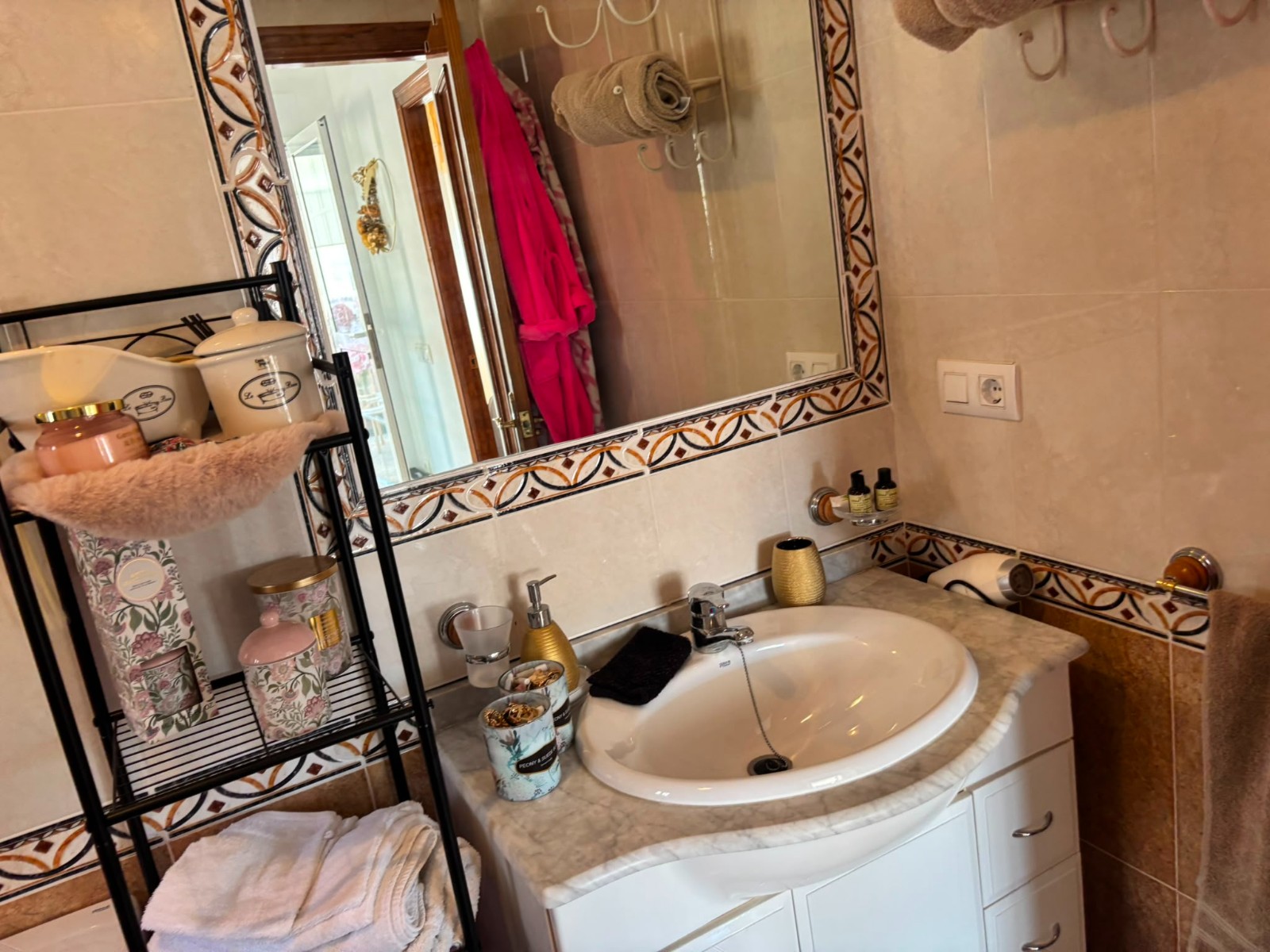 Kitchen in villa for sale in El Raso