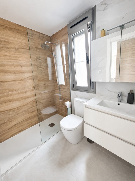 Master bedroom in villa for sale in San Miguel de Salinas