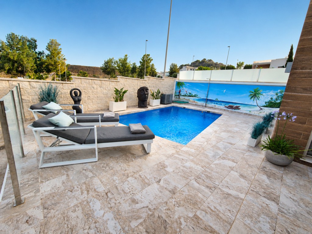 Pool area in villa for sale in San Miguel de Salinas