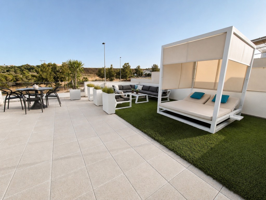 Dining area in villa for sale in San Miguel de Salinas