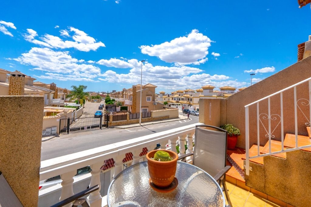 Bathroom in terraced for sale in Torrevieja