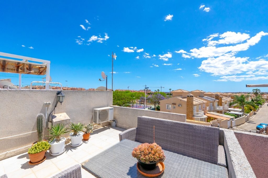Pool area in terraced for sale in Torrevieja