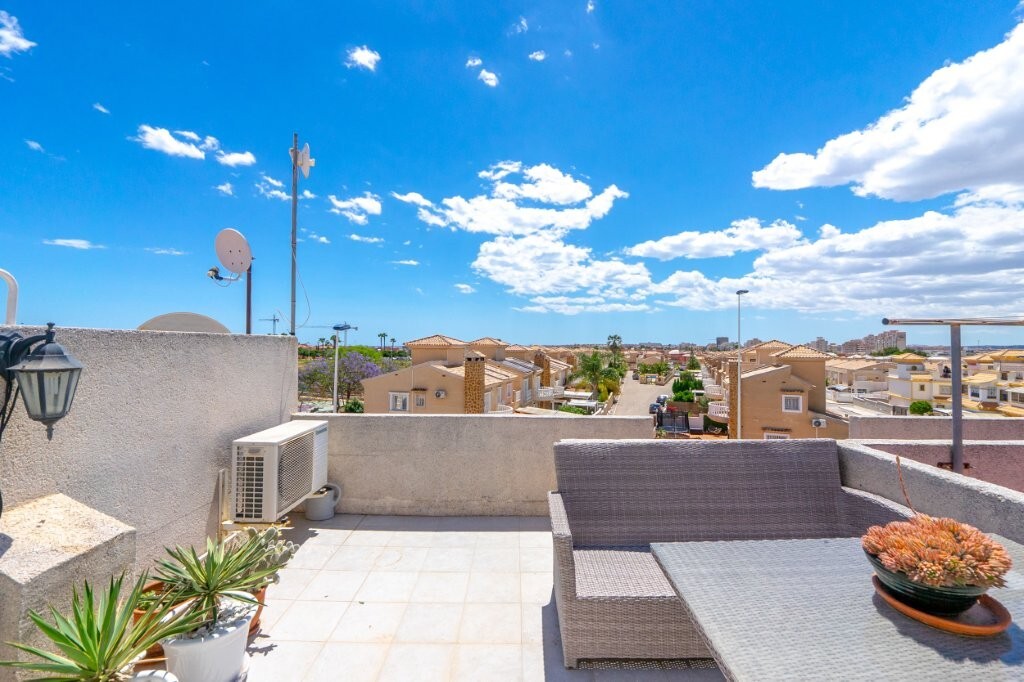 Garden in terraced for sale in Torrevieja
