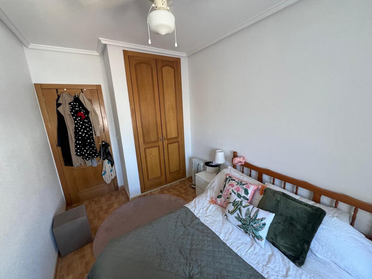 Kitchen in apartment for sale in San Miguel de Salinas