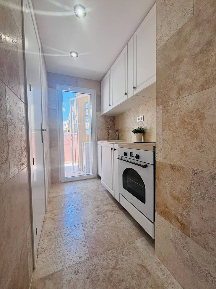 Bedroom in villa for sale in Villamartin