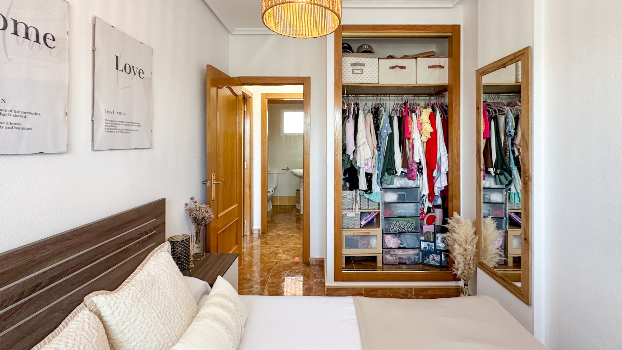 Dining area in apartment for sale in Guardamar del Segura