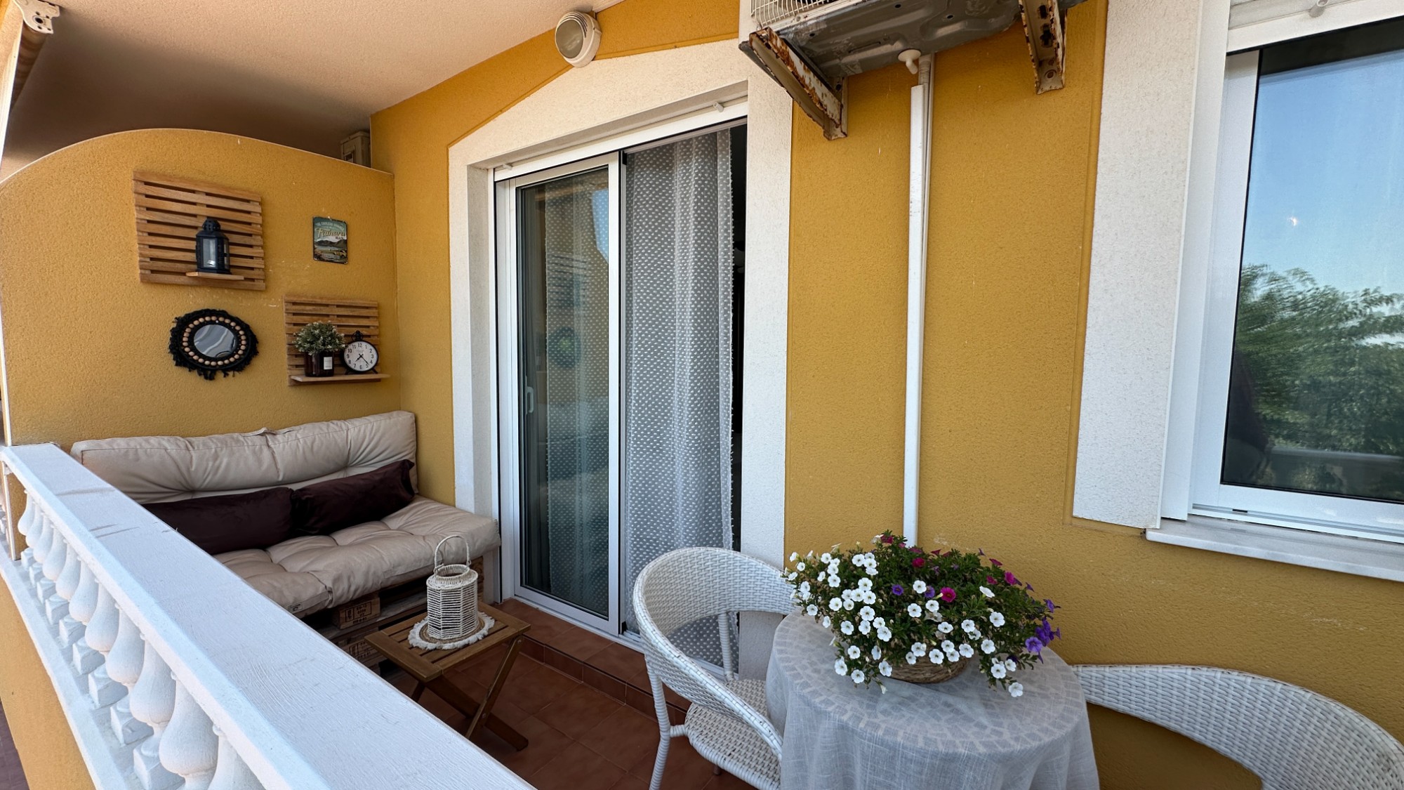 Pool area in apartment for sale in Guardamar del Segura