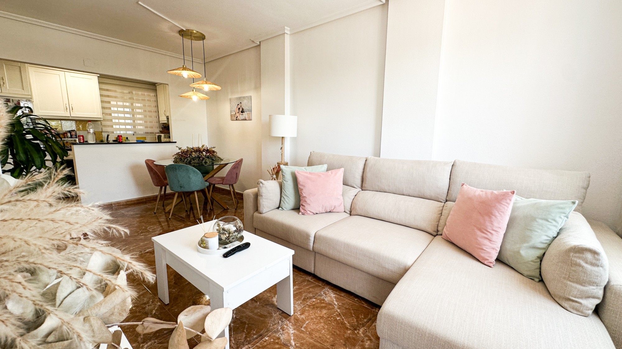Bedroom in apartment for sale in Guardamar del Segura
