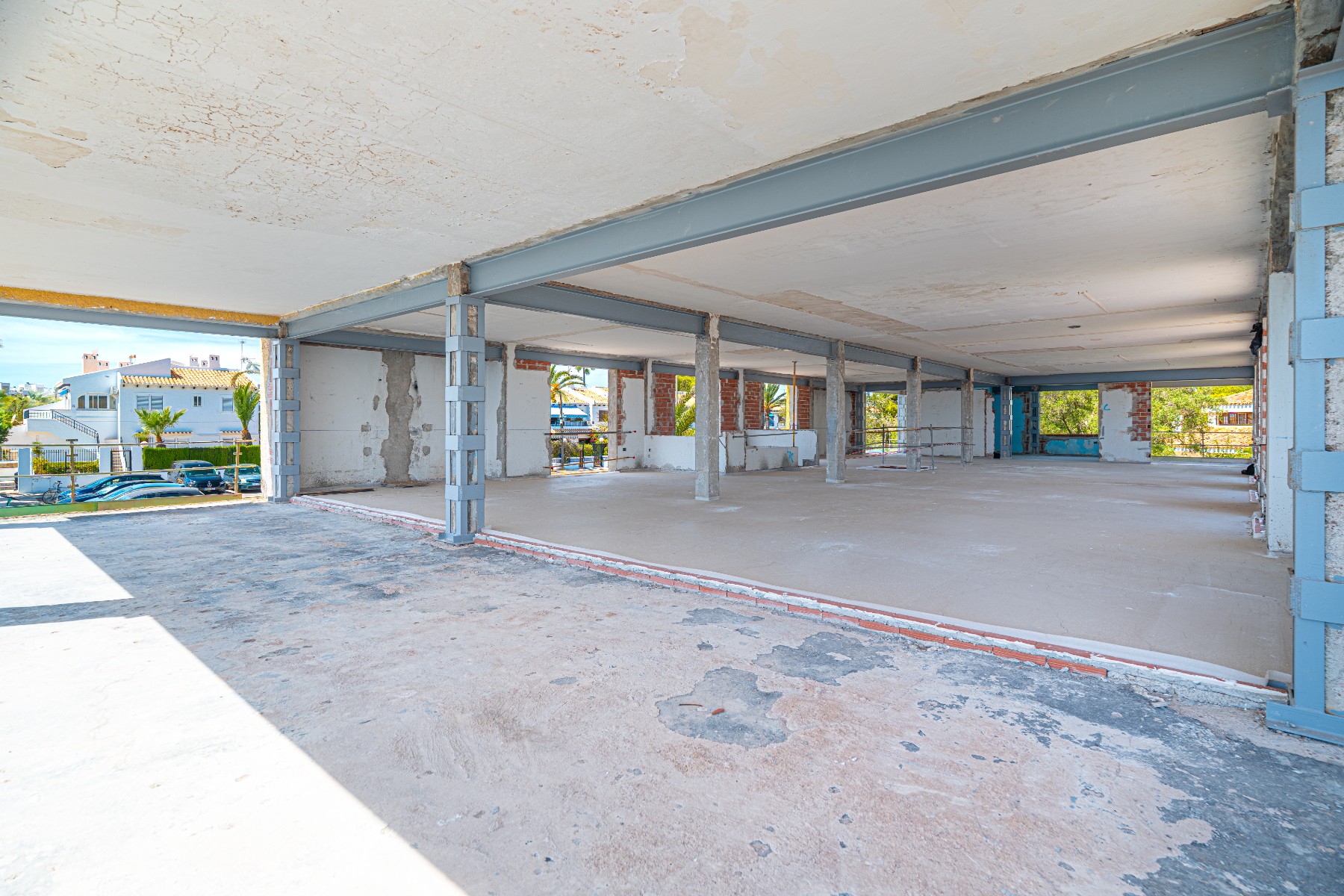 Pool area in villa for sale in Cabo Roig