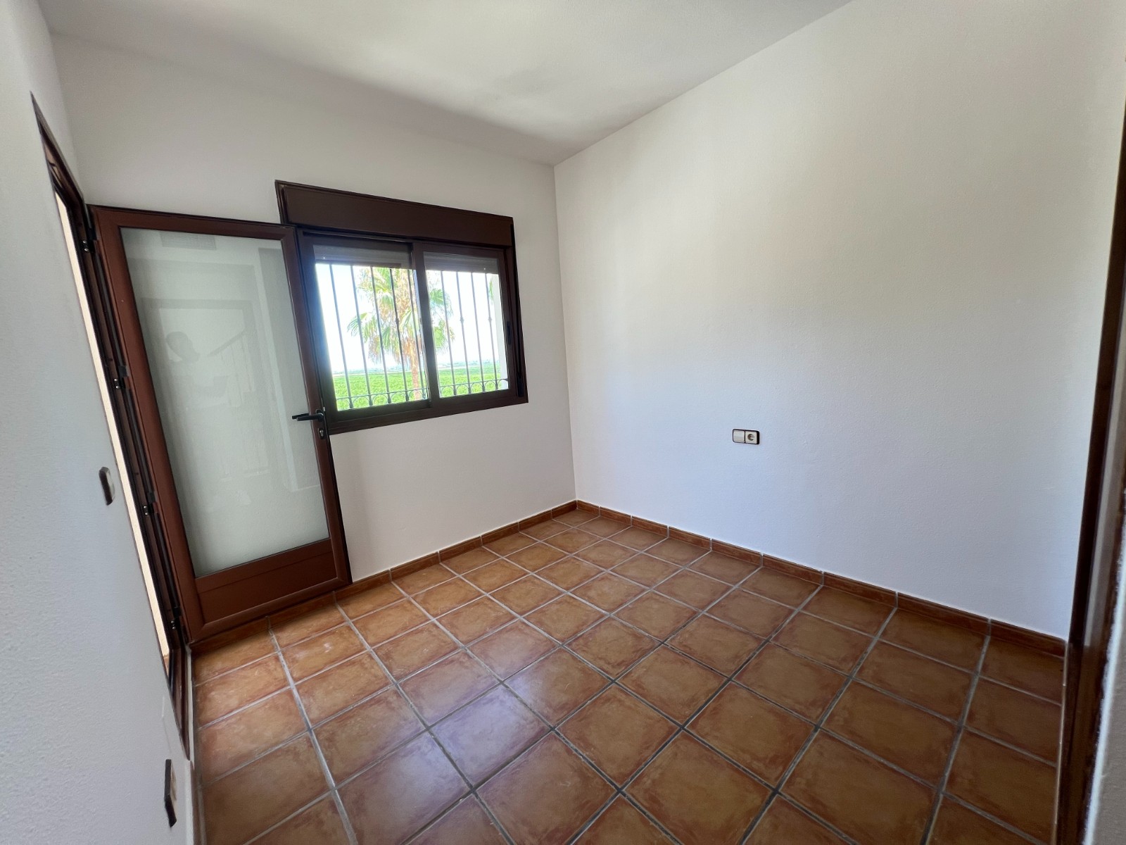 Bathroom in villa for sale in Algorfa