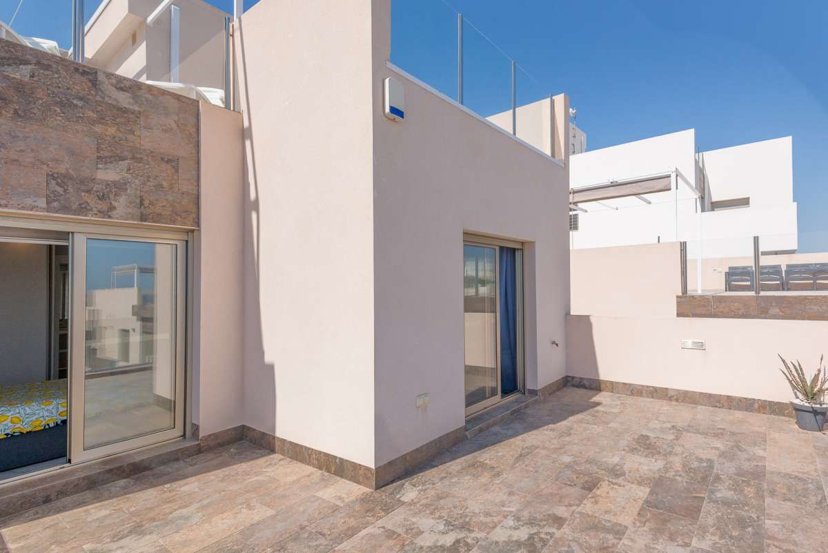 Dining area in villa for sale in Orihuela Costa