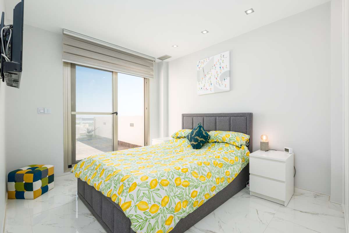 Terrace in villa for sale in Orihuela Costa