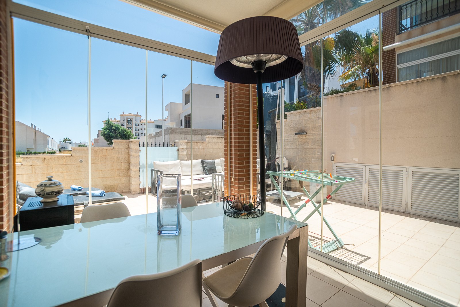 Kitchen in apartment for sale in Guardamar del Segura