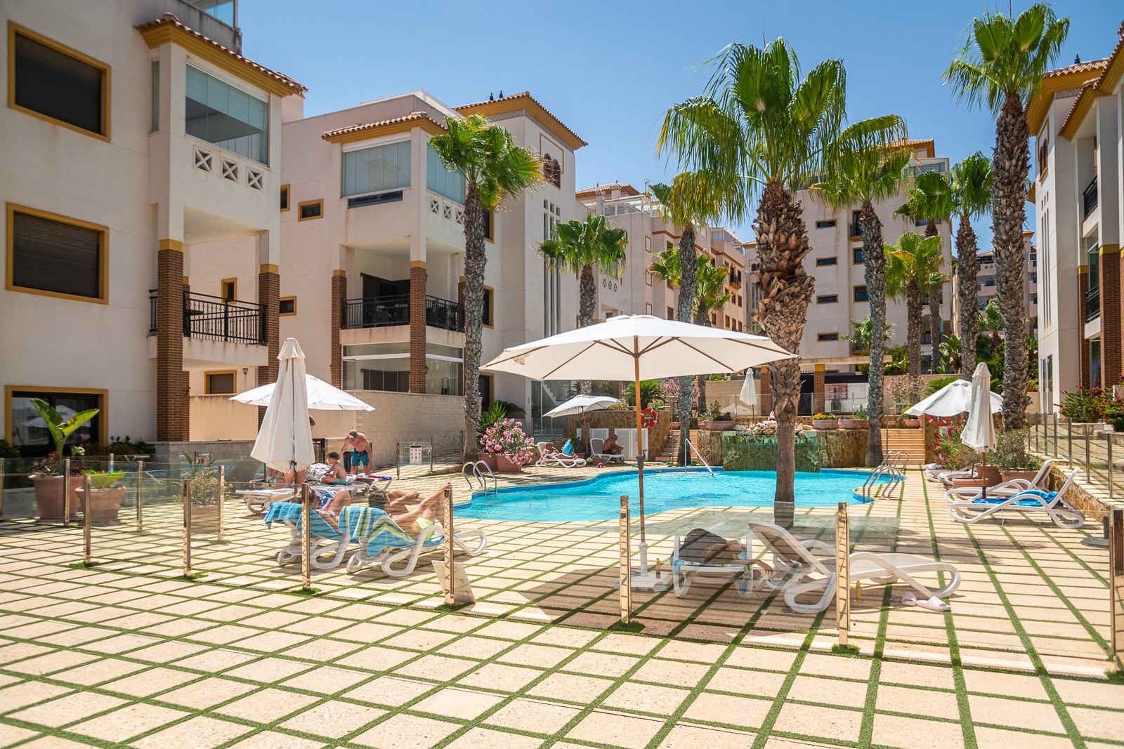 Garden in apartment for sale in Guardamar del Segura