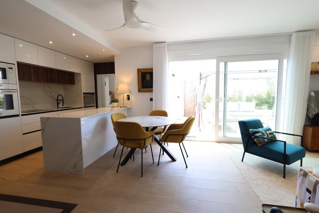 Living room in penthouse for sale in Algorfa