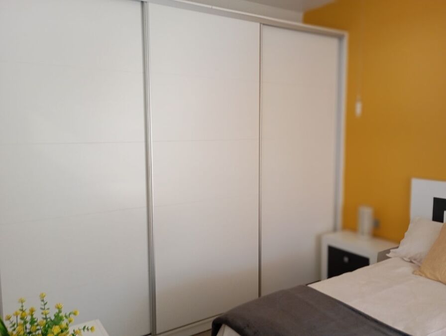Master bedroom in villa for sale in Formentera del Segura