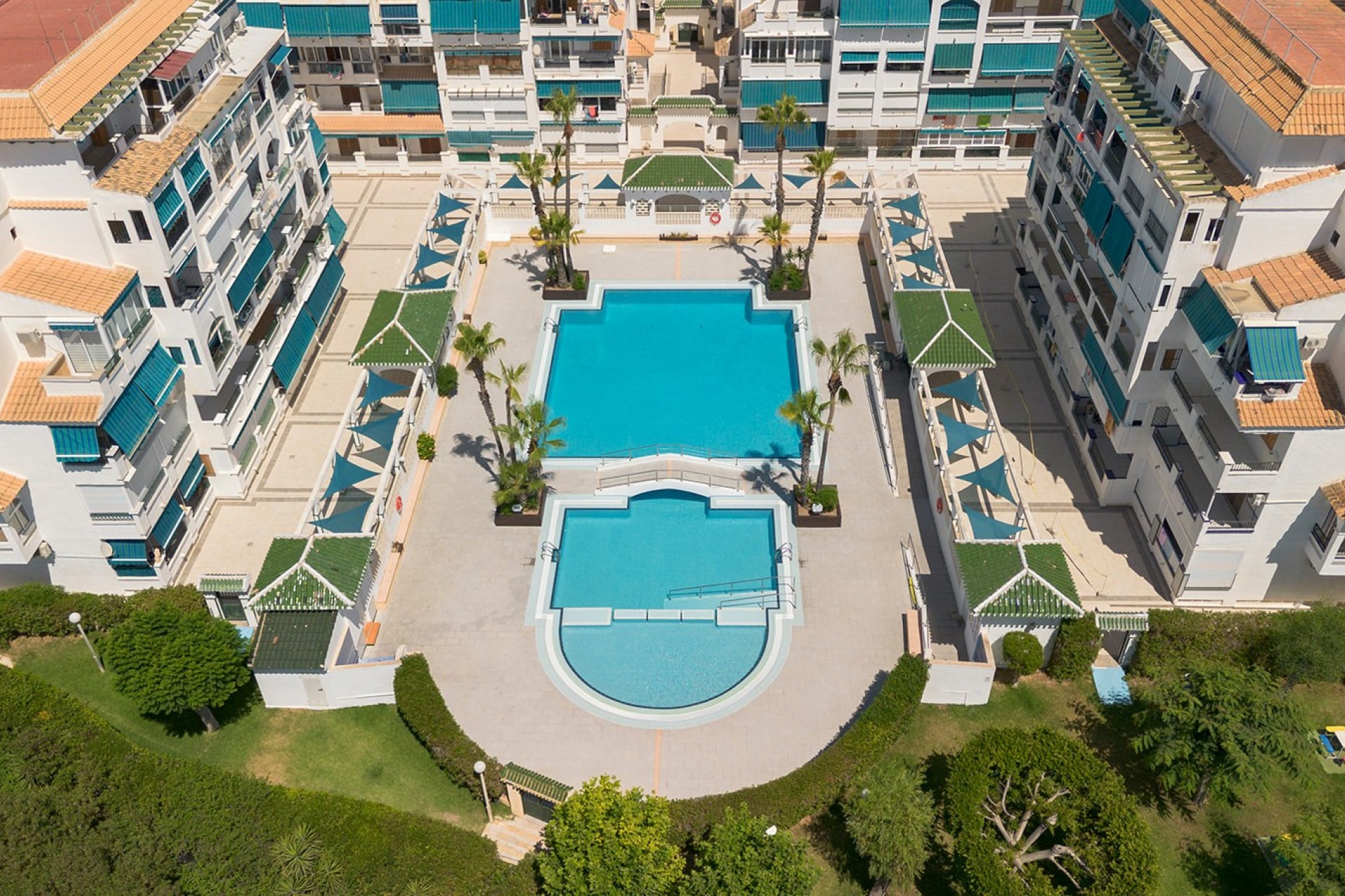 Master bedroom in apartment for sale in La Mata