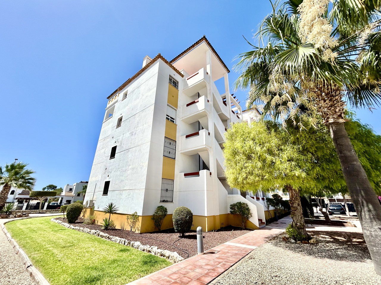 Terrace in apartment for sale in Villamartin