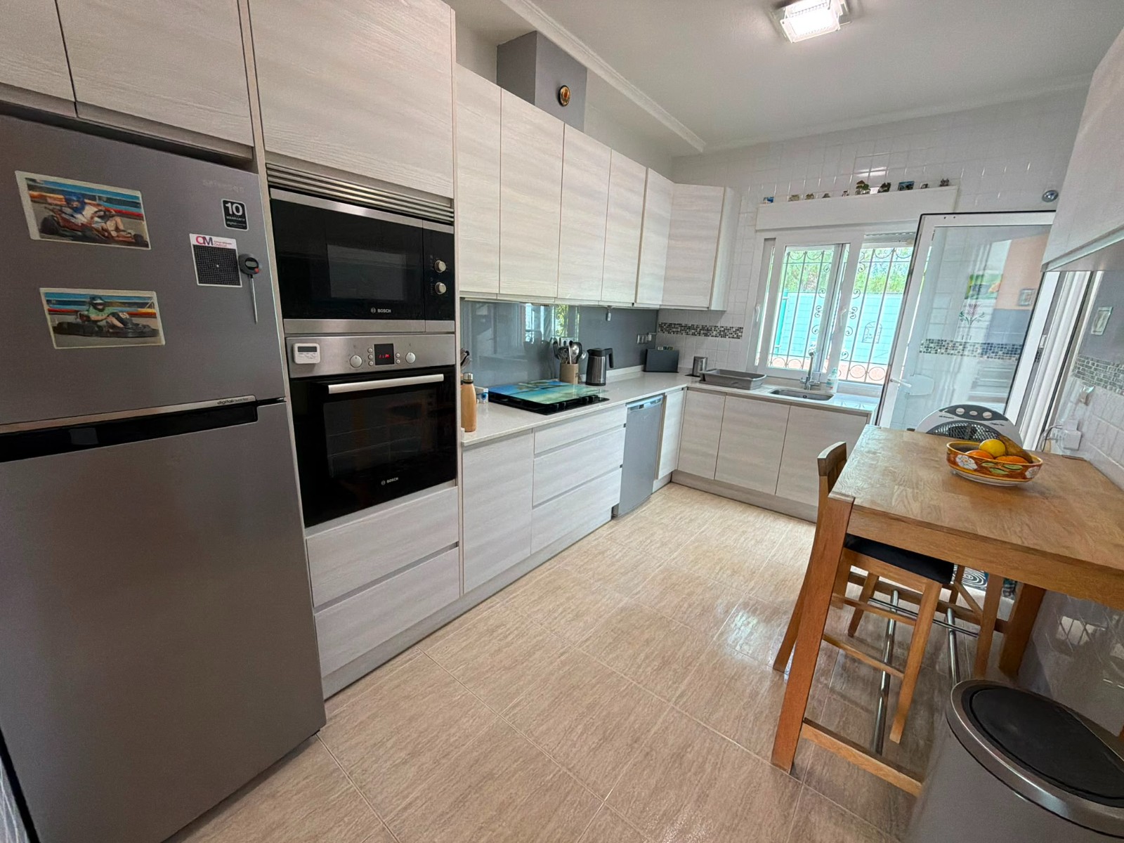 Master bedroom in villa for sale in Los Montesinos