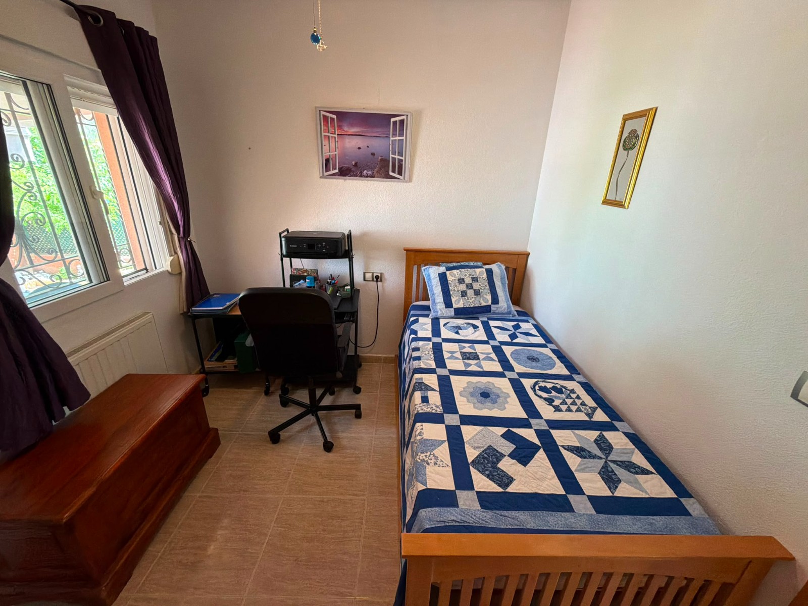 Living room in villa for sale in Los Montesinos