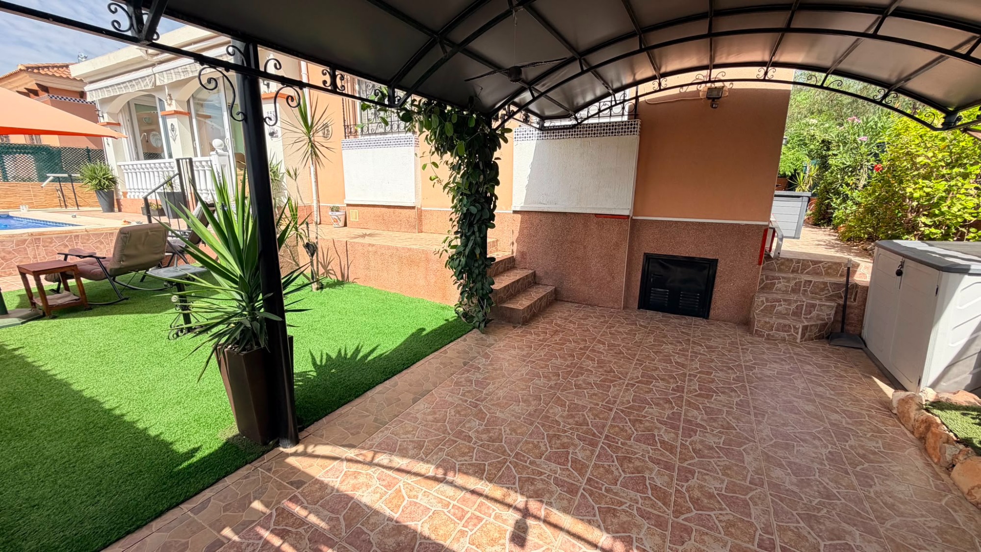 Luksuriøs Frittstående Villa i Costa Blanca