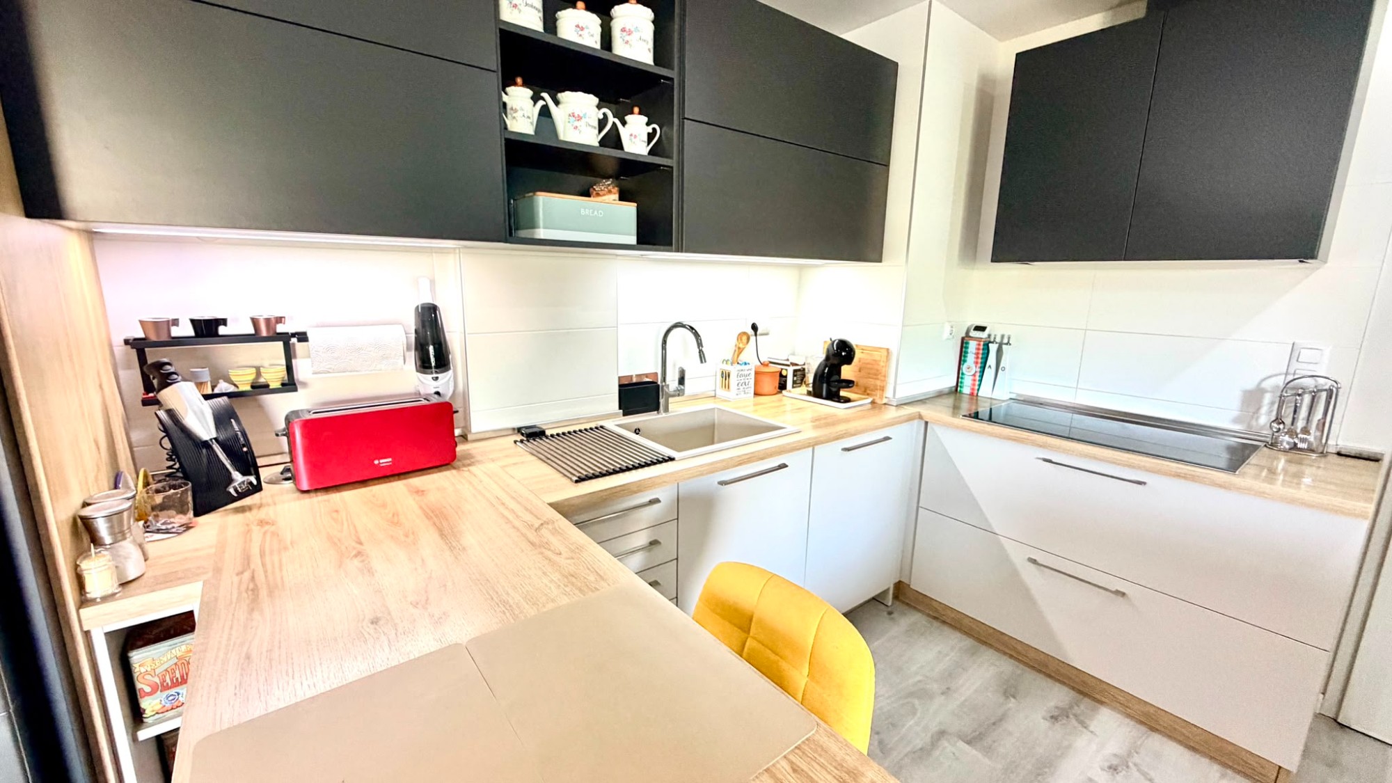 Garden in apartment for sale in Orihuela Costa
