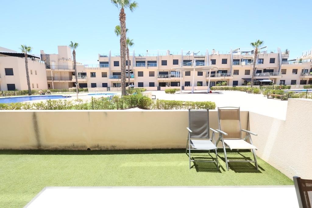 Master bedroom in apartment for sale in Pilar de La Horadada
