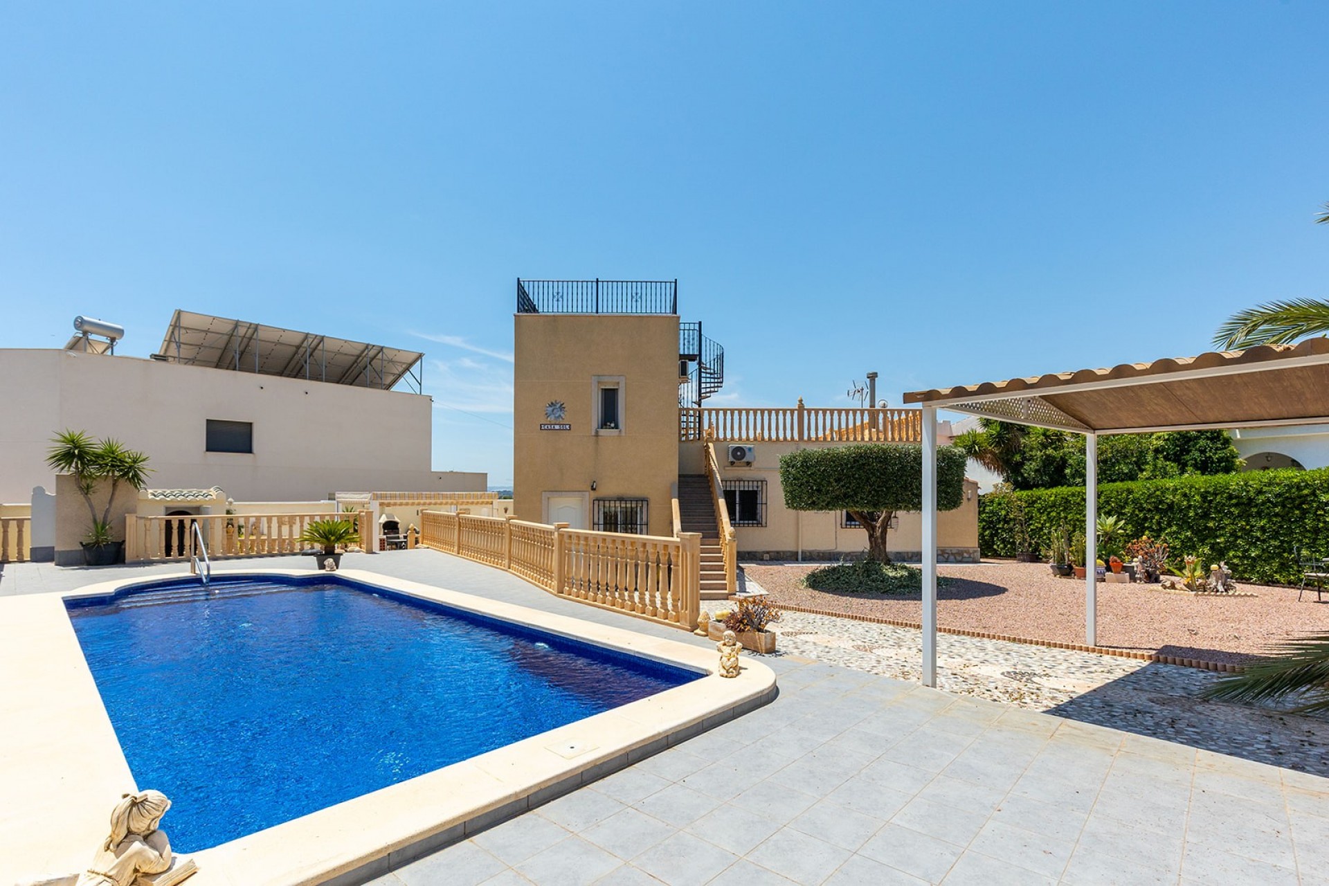 Puikus atskiras villa Ciudad Quesada