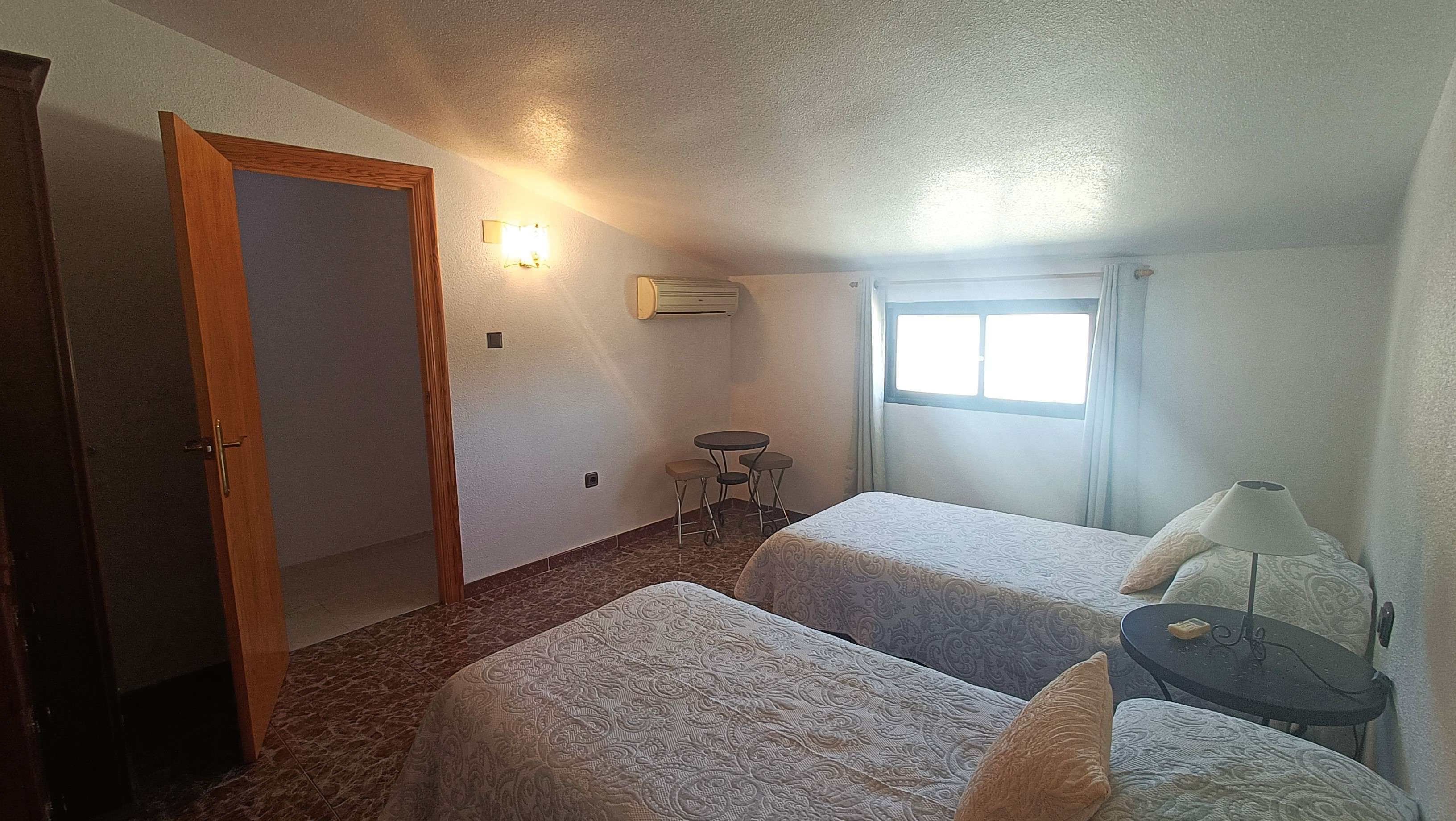 Kitchen in villa for sale in Crevillent