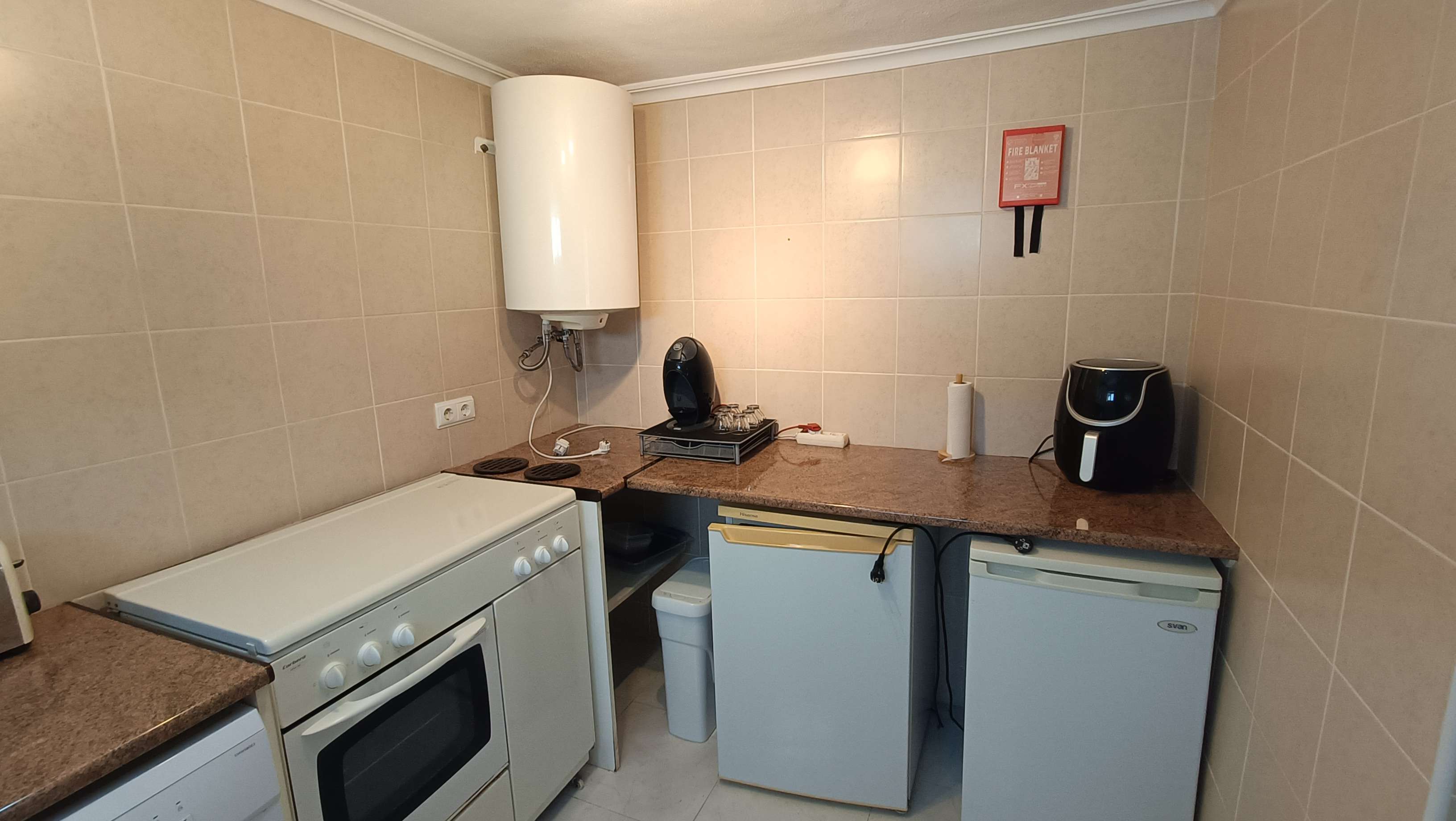 Bathroom in villa for sale in Crevillent