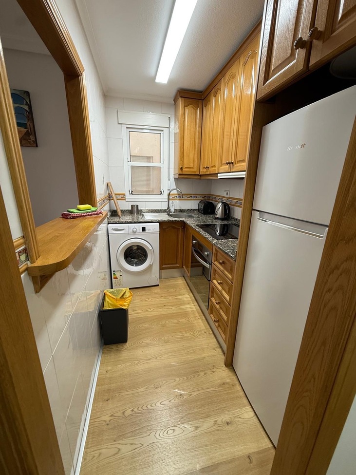 Bedroom in apartment for sale in Torrevieja