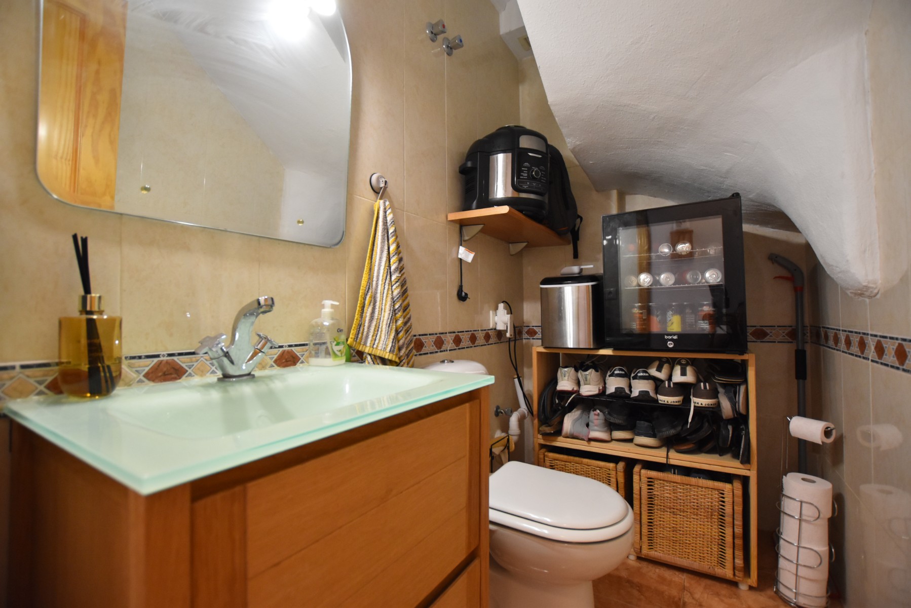 Bathroom in terraced for sale in Algorfa
