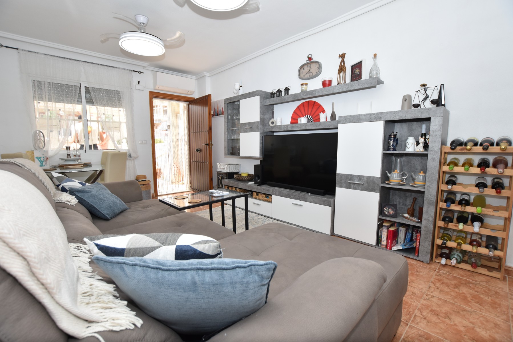 Bedroom in terraced for sale in Algorfa