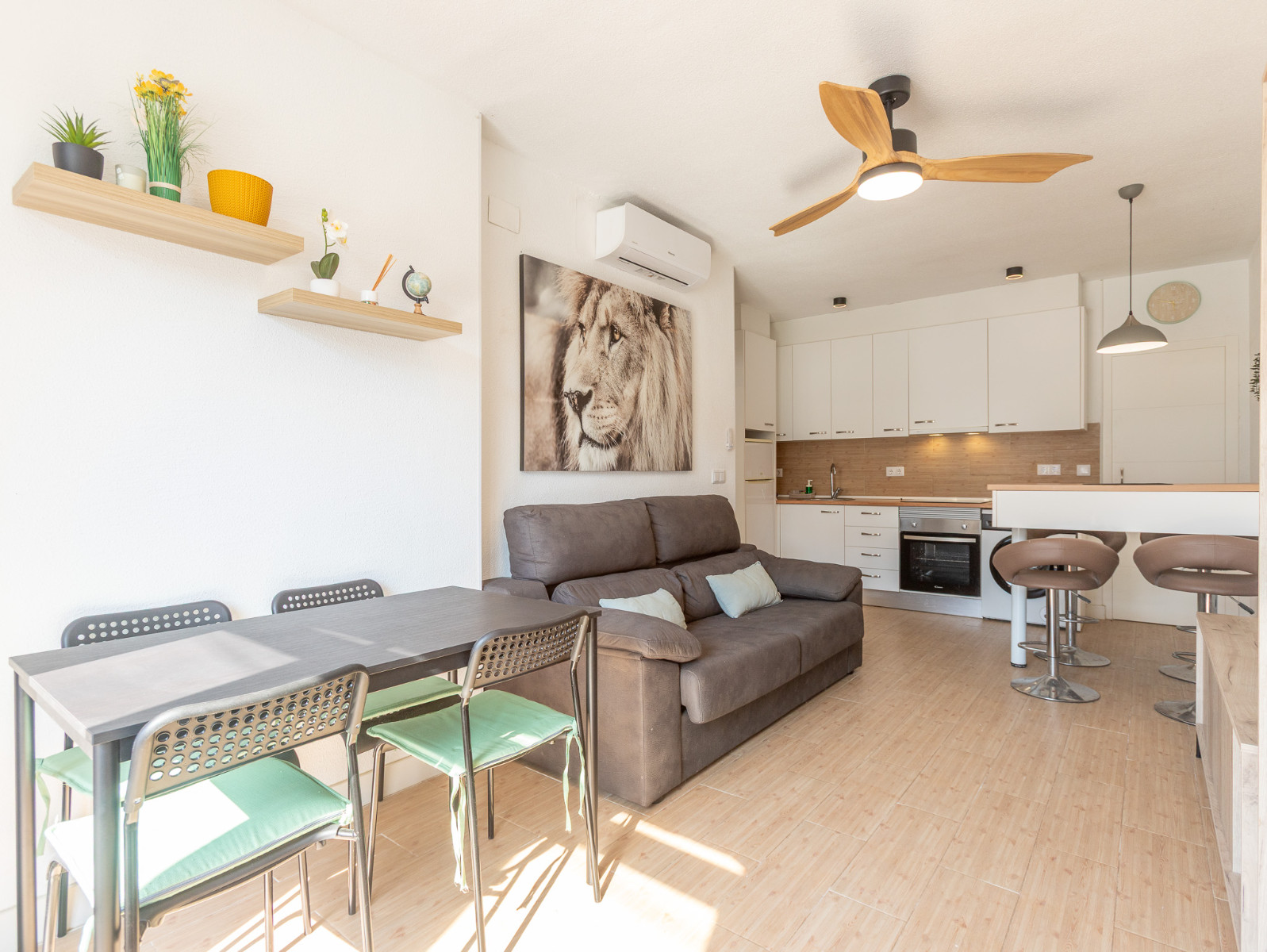 Terrace in bungalow for sale in Torrevieja
