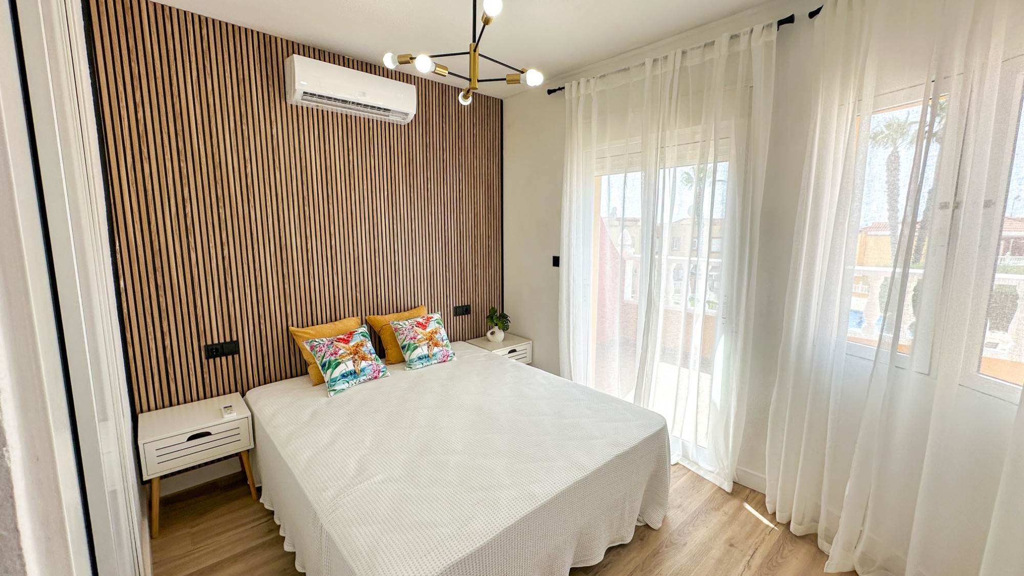 Dining area in terraced for sale in Orihuela Costa
