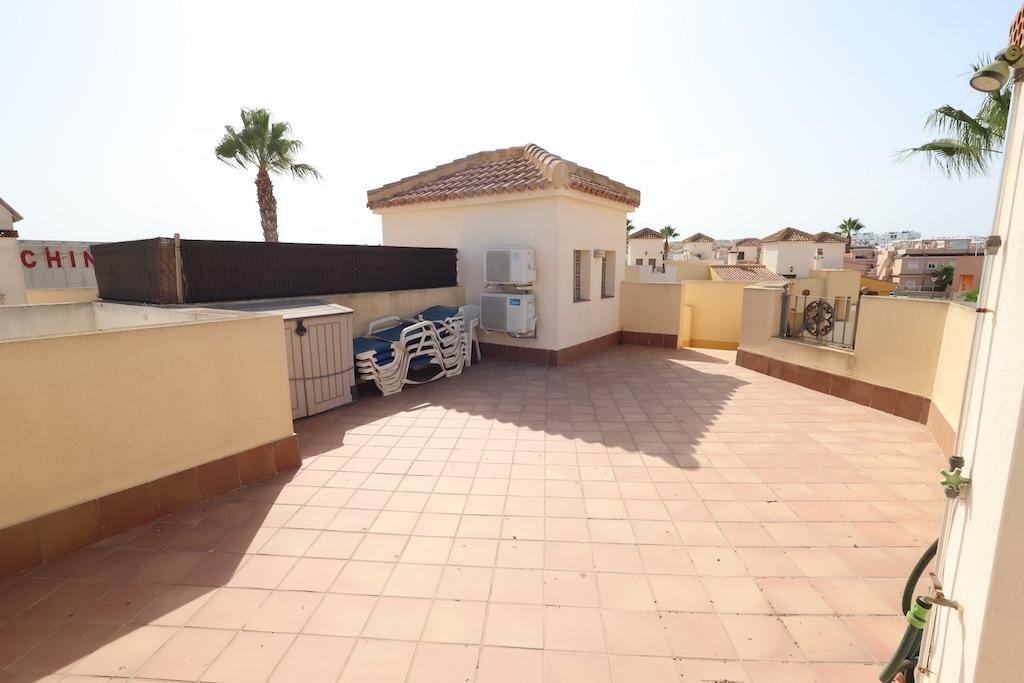 Bedroom in bungalow for sale in Torrevieja