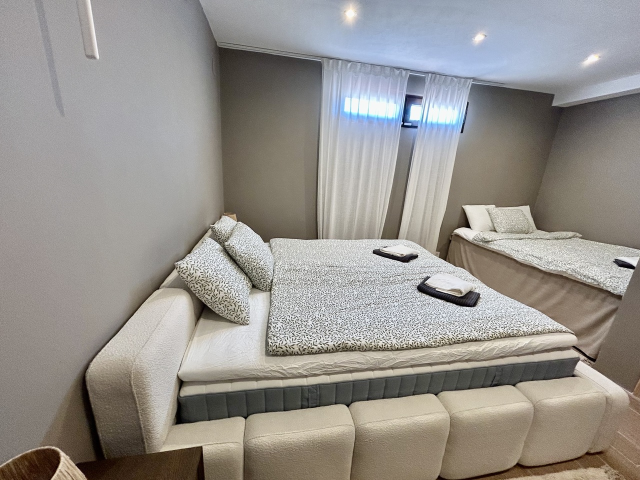 Bedroom in villa for sale in La Zenia
