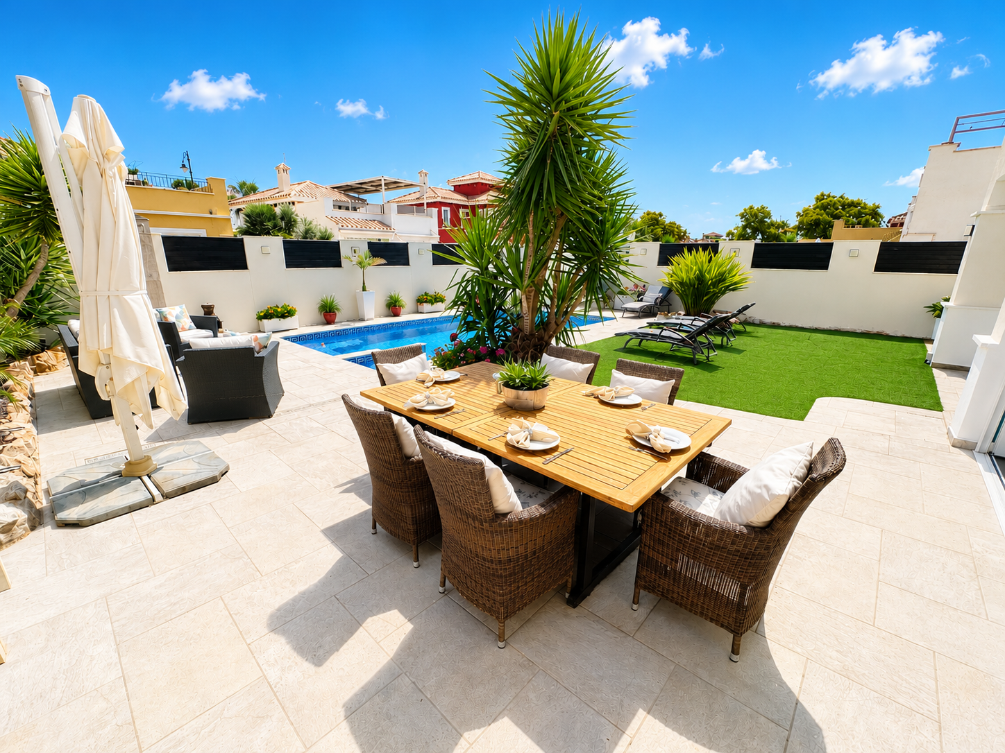 Kitchen in villa for sale in Mar Menor Golf Resort