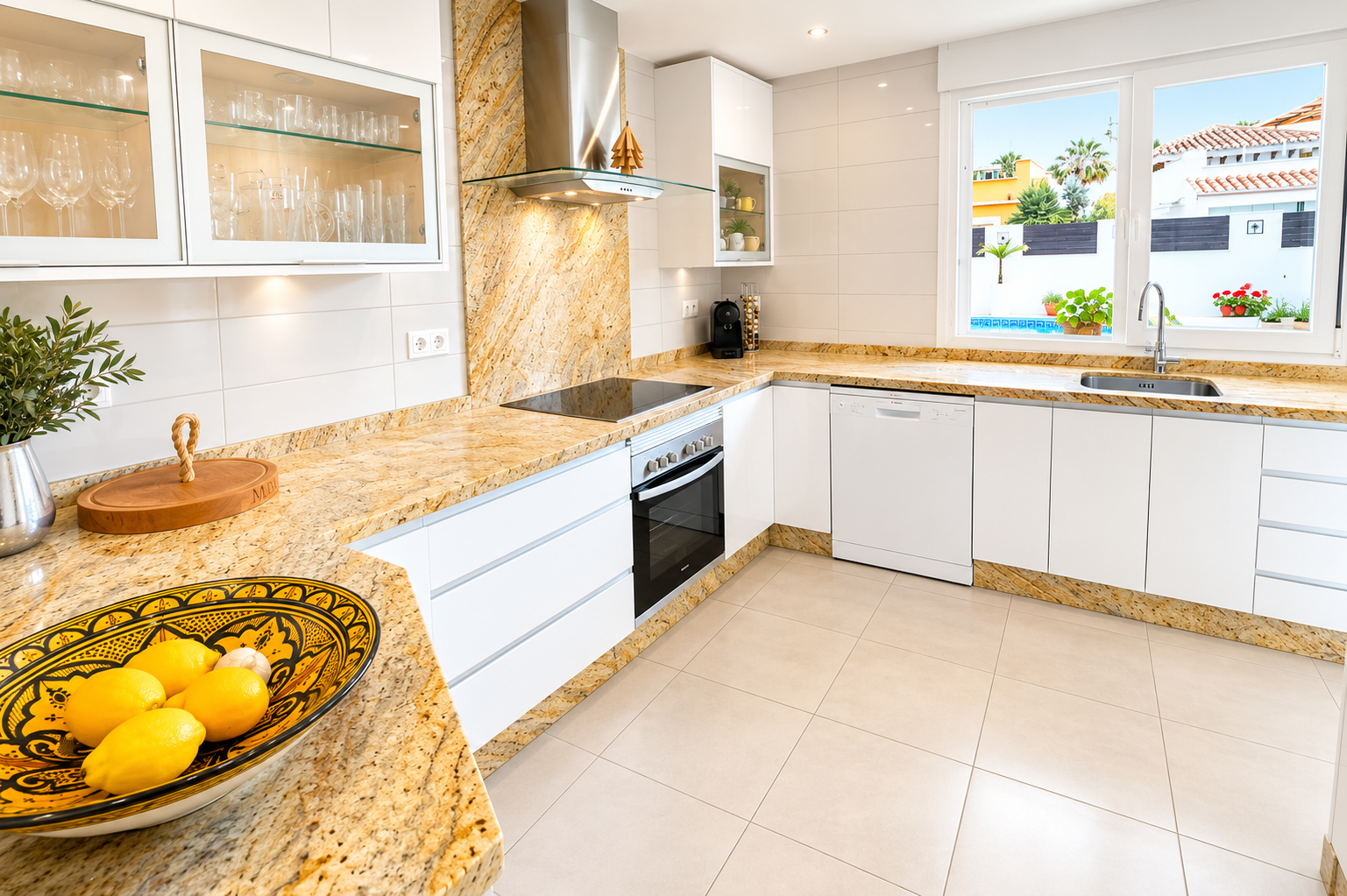 Bathroom in villa for sale in Mar Menor Golf Resort