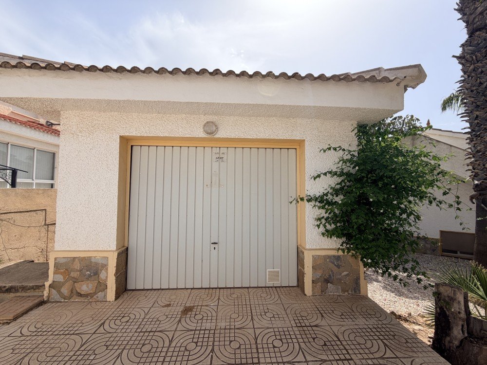 Garden in villa for sale in Ciudad Quesada