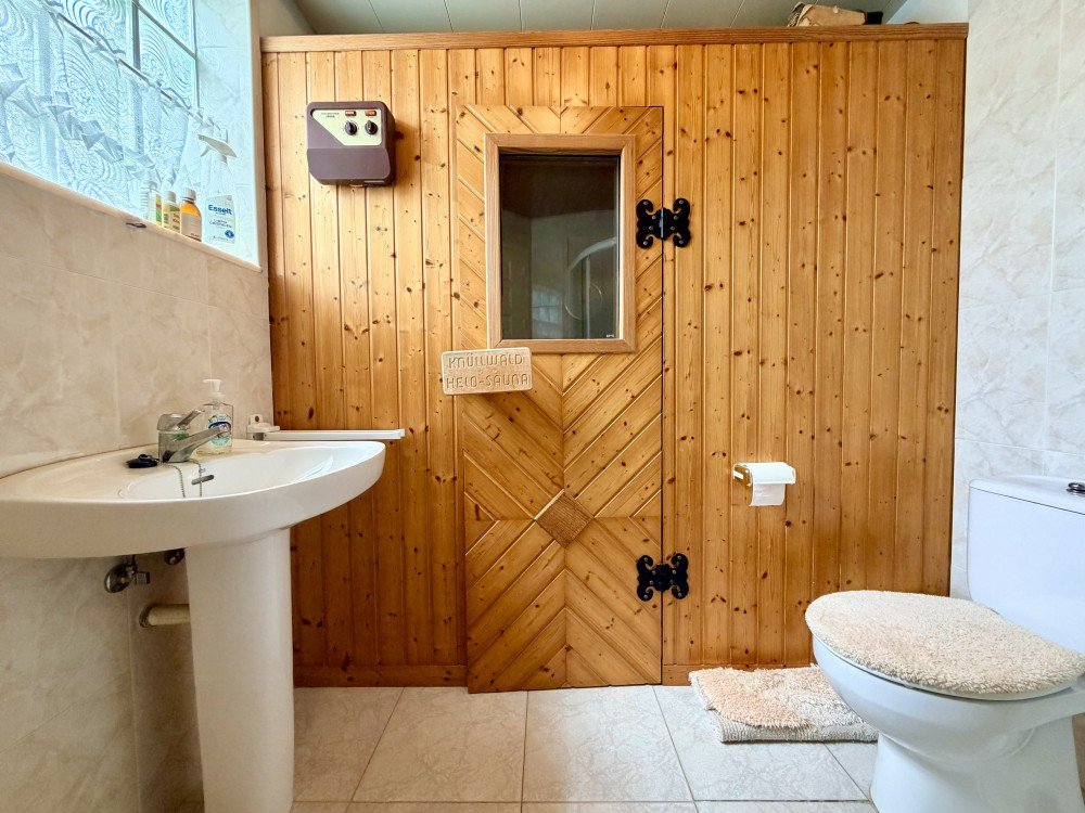 Bedroom in villa for sale in Ciudad Quesada