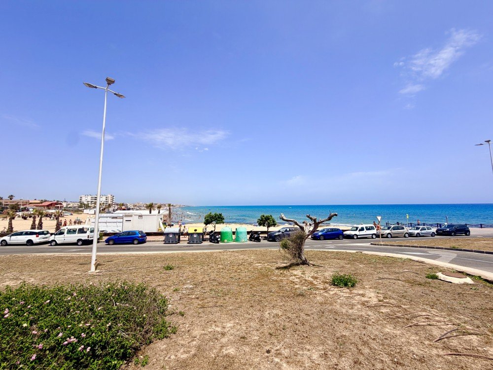 Bedroom in apartment for sale in La Mata