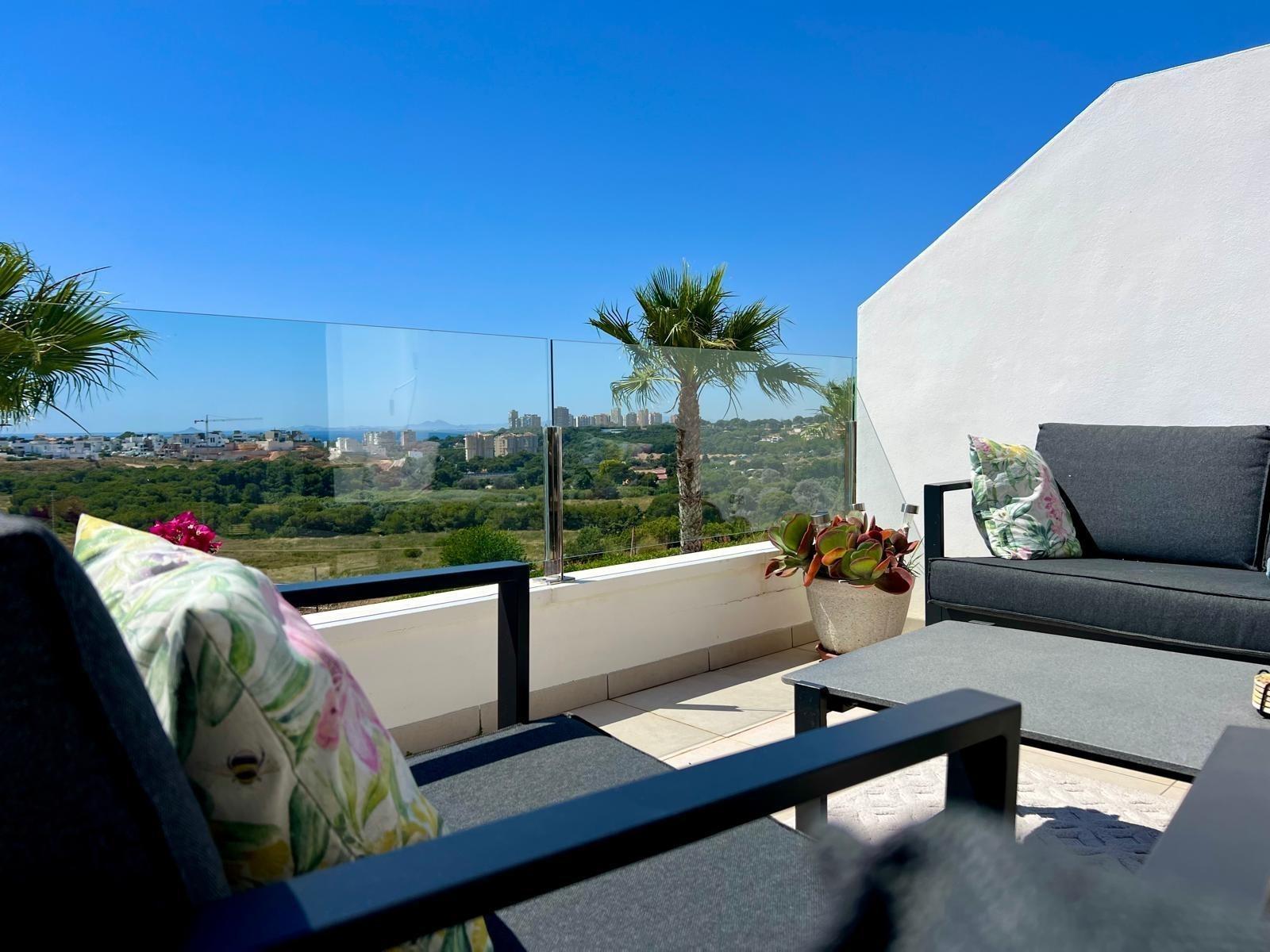 Master bedroom in duplex for sale in Orihuela Costa