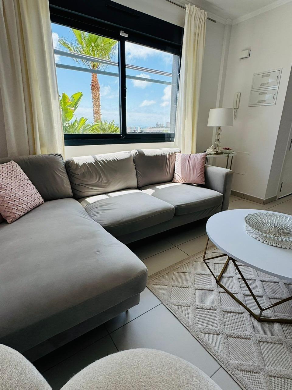 Bedroom in duplex for sale in Orihuela Costa