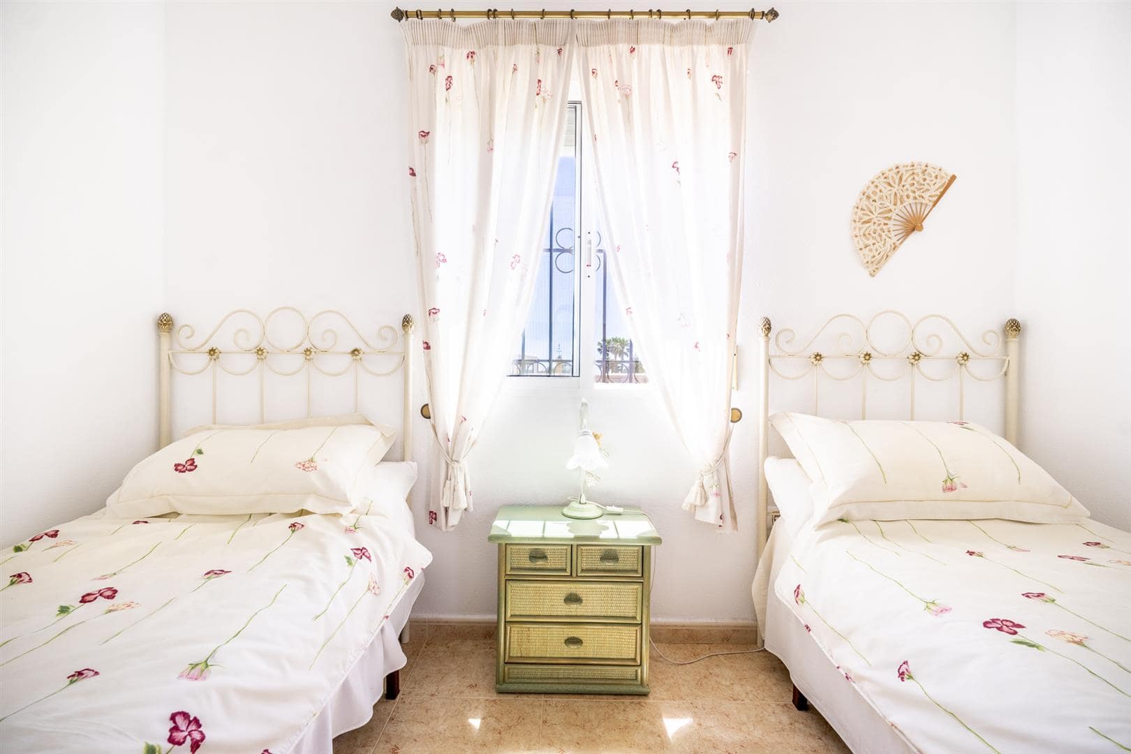 Bedroom in villa for sale in Sucina