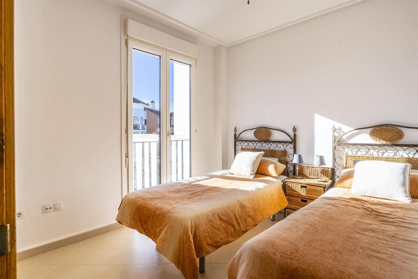 Bedroom in apartment for sale in La Torre Golf Resort