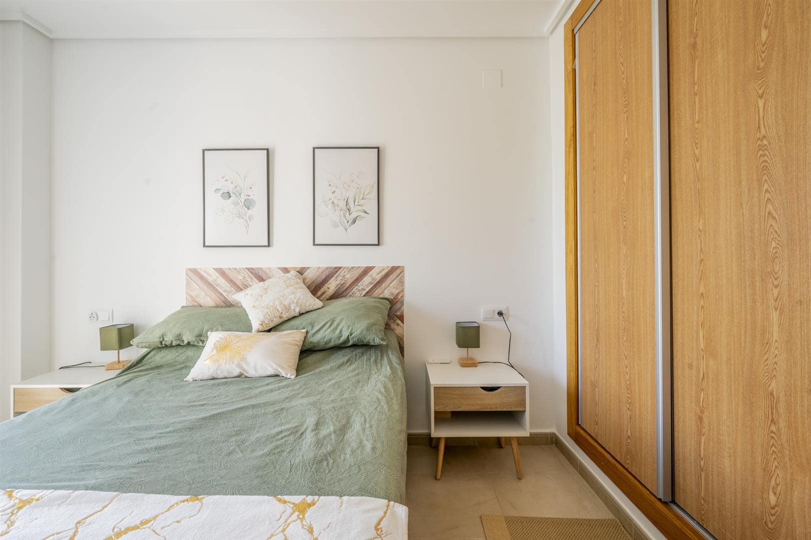 Kitchen in apartment for sale in La Torre Golf Resort