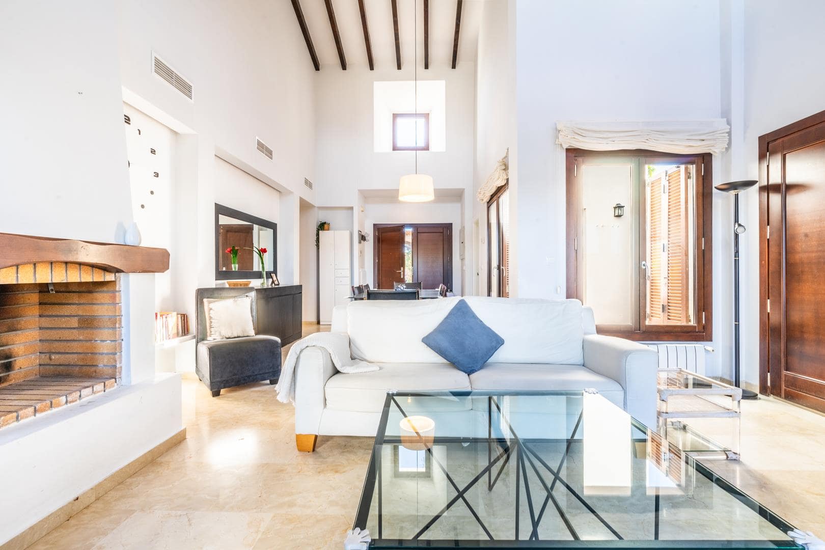 Dining area in villa for sale in El Valle Golf Resort